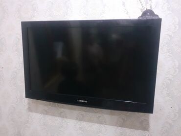 Телевизор Samsung LCD 32"