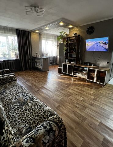 алматинка: 3 комнаты, 54 м², Индивидуалка, 2 этаж, Косметический ремонт