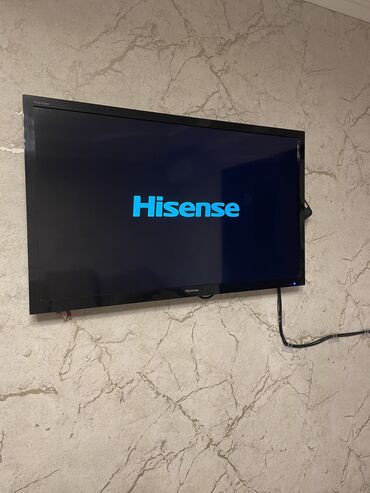 телевизор и дивиди: Телевизор Hisense 43 дюймов б/у