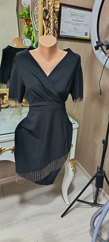 Ziyafət donları: Qırmızı və qara zərif onlar hər biri qiyməti ayırdı yenidən seclmir — 15