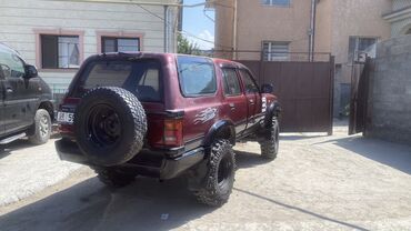 ош машиналар: Toyota Hilux Surf: 1992 г., 2.9 л, Механика, Дизель, Жол тандабас