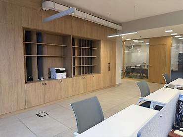 seven development: Сдаю Часть офиса: 100 м², В бизнес центре, С ремонтом, Первая линия, С отдельным санузлом, С системой безопасности — 8