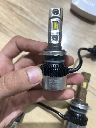 rengli lampa: Orjinal R3 Focus LED H7
Az işlənmiş LED 
effekti güclüdür