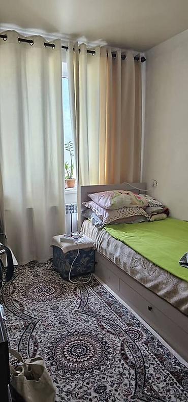3 х комнатный квартира: 3 комнаты, 58 м², 1 этаж — 4