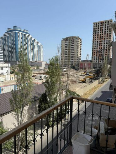 Uzunmüddətli kirayə mənzillər: Xətai metrosuna piyada 4-5 dəqiqə məsafədə yerləşən 5/4 qanuni 3 -da lalafo.az — 15 Uzunmüddətli kirayə mənzillər: Xətai metrosuna piyada 4-5 dəqiqə məsafədə yerləşən 5/4 qanuni 3 — 15