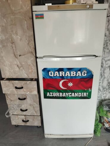 ev soyuduculari: 2 qapılı Indesit Soyuducu Satılır, rəng - Ağ