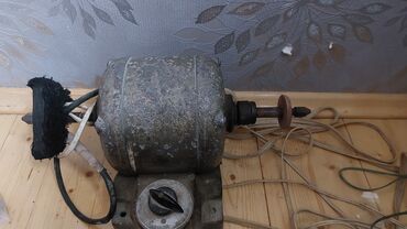 lalafo az məişət texnikası: Slifmotor bormasin elekrtik motor 220 volt qedim eşyadır tam işlekdir