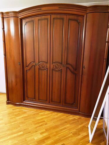 Uzunmüddətli kirayə mənzillər: Razində Talkucka bazarı 252 nömrəli məktəb və Avtoşkolanın yanı 5 — 6