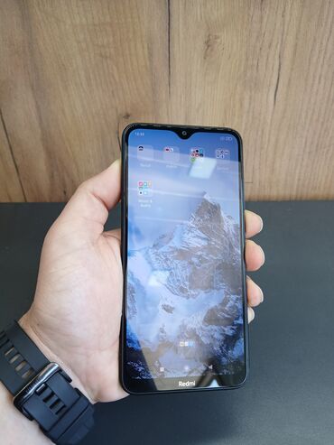 Xiaomi: Xiaomi Redmi 8A, 2 GB, rəng - Qara