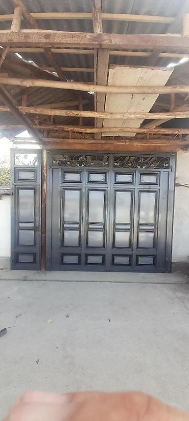 Откатные ворота: Металлические ворота с декоративной отделкой. Подходят для установки — 17