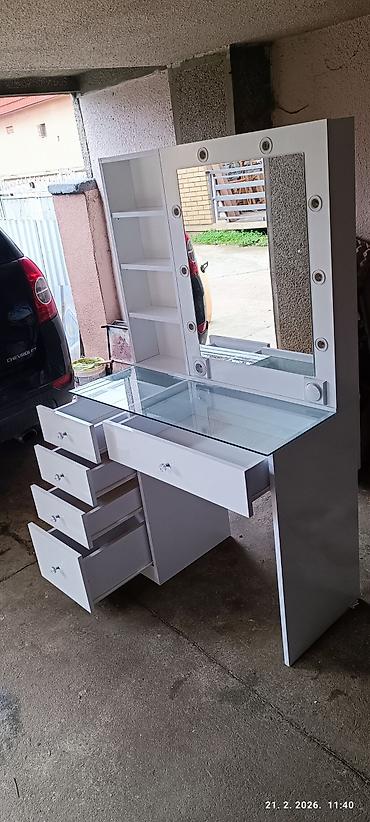 barski sto forma ideale: Ogledalo za sminkanje sa stolom. Staklena ploca. Dimenzije 100x163x45 — 4
