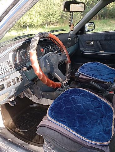 rox 01: Mazda 626: 1990 г., 2.2 л, Механика, Седан — 3