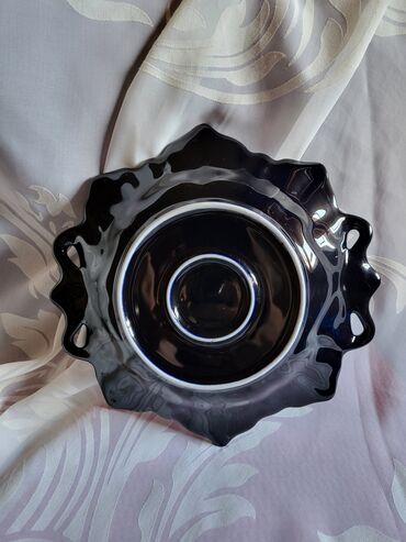 Činije: Cinija porelanska sa radom 70te. Cinija perfektna,boja na lalafo.rs — 10 Činije: Cinija porelanska sa radom 70te. Cinija perfektna,boja — 10