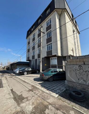 квартиры кара балта: Продаю Магазин В жилом доме, 160 м², Старый ремонт, Отдельный вход, Цокольный этаж этаж