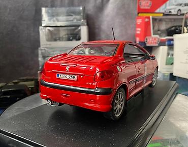 Avtomobil modelləri: Peugeot, 2001 il, 1:18, Dəmir, Ödənişli çatdırılma — 10