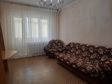 офис в жилом доме: 3 комнаты, 165 м², 106 серия, 5 этаж, Старый ремонт
