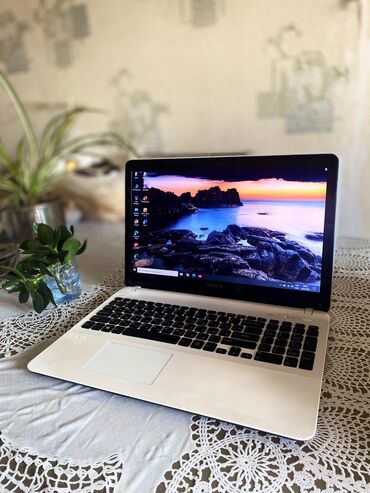makyaj çantası: İşlənmiş Sony, 15.6 ", Intel Pentium, 512 GB, Ünvandan götürmə, Pulsuz çatdırılma, Ödənişli çatdırılma