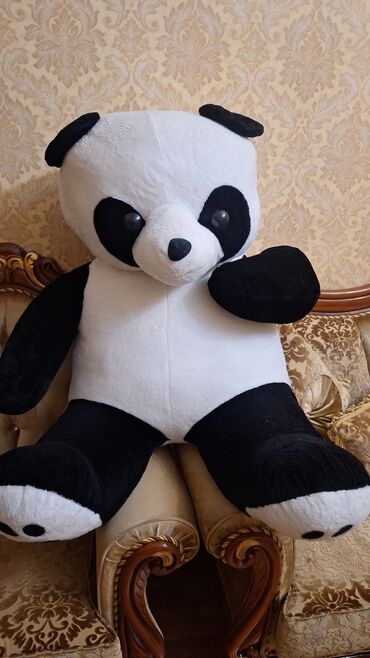 Tulumlar: Bu, uşaqlar və böyüklər üçün idealdır. Bu yumşaq oyuncaq, panda