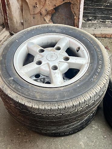 ford satışı: Salam 4 bir yerde satılır 15 lik ford disk tekeridi catı zadı yoxdu — 4