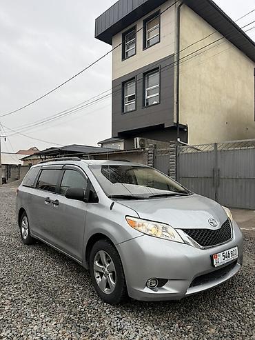 Toyota: Toyota Sienna: 2011 г., 3.5 л, Автомат, Газ, Минивэн — 1