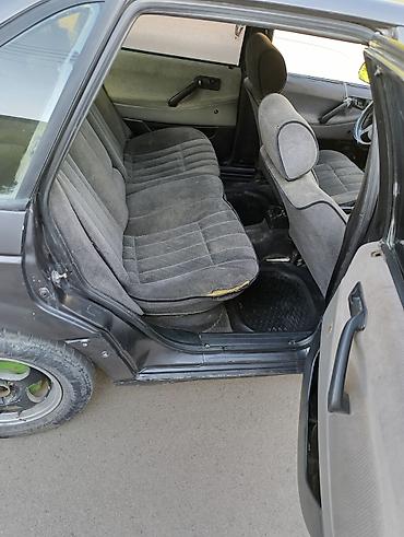 туманик акорд: Volkswagen Passat CC: 1991 г., 2 л, Механика — 4