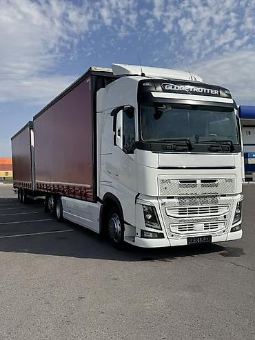 жоский буксир: Тягач, Volvo, Тентованный — 8