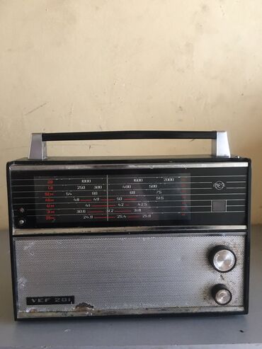 qədim radio: Antikvar radio vef 201