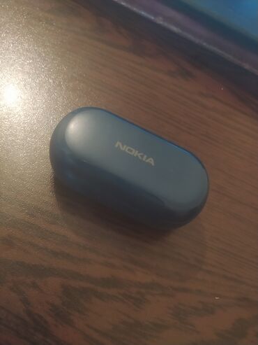 nokia 2168: Nokia naushnik 50 azn satilir 
 alinib 159 azn ishledilmeyib yenidi