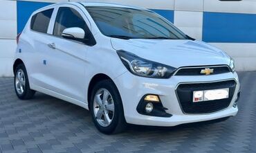 спортивные авто: Chevrolet Spark: 2016 г., 1 л, Автомат, Бензин, Хэтчбэк