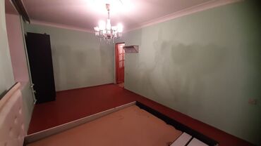 Uzunmüddətli kirayə mənzillər: Bileceride ploşada yaxin 300 nömreli mektebe yaxin 5/1 mertebesinde 2 — 8