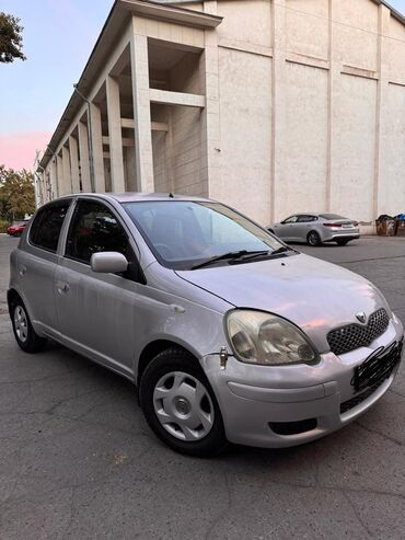 одсей 1: Toyota Vitz: 2002 г., 1.3 л, Автомат, Бензин