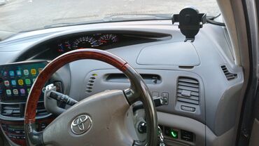 Toyota: Toyota Estima: 2002 г., 3 л, Автомат, Газ, Минивэн