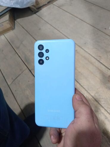 телефон fly fs504 cirrus 2: Samsung Galaxy A13, rəng - Göy, İki sim kartlı