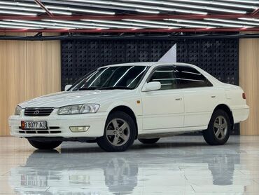 танк авто: Toyota Camry: 2000 г., 2.2 л, Автоматтык, Бензин, Седан