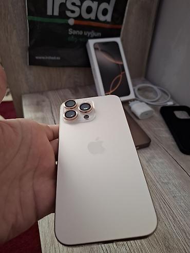 Apple iPhone: IPhone 15 Pro, Natural Titanium, Face ID — 4