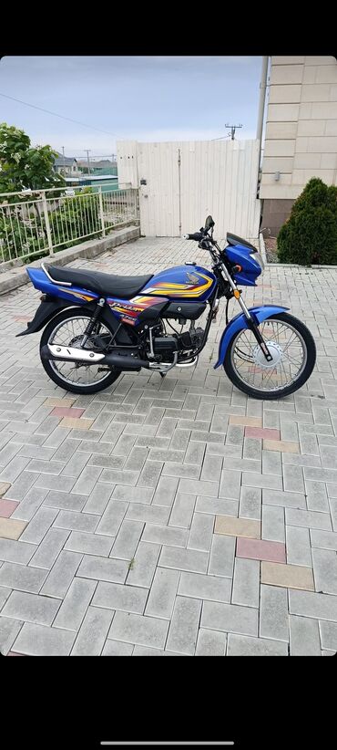 Мотоциклы: Классический мотоцикл Honda, 100 куб. см, Бензин, Взрослый