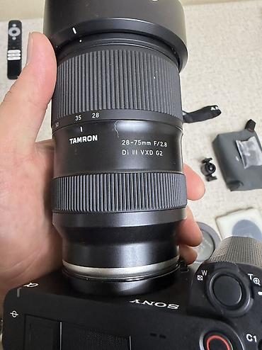 Видеокамеры: Sony ZV-E1 Tamron- 28-75 f2,8 Sd card v90 Dji mic mini Dji ronin rs4 — 3