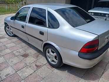 opel vectra b ehtiyat hissesi: Opel Vectra: 1.8 l | 1997 il 250000 km Sedan — 4