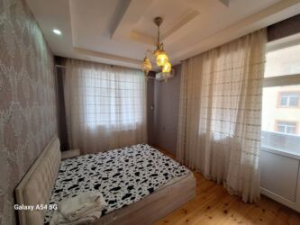 Uzunmüddətli kirayə mənzillər: Yeni Yasamalda📍tam temirli 3 otaqli menzil kiraye verilir Menzil 20 — 9