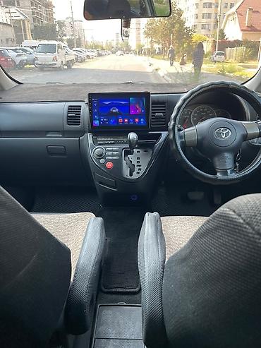 VIS: Toyota WISH: 2004 г., 1.8 л, Автомат, Бензин, Вэн/Минивэн — 7