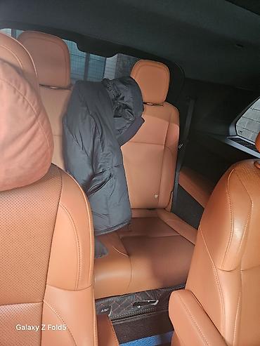 Другой тюнинг: Черный кроссовер/внедорожник премиум-класса, полностью в темном стиле — 7