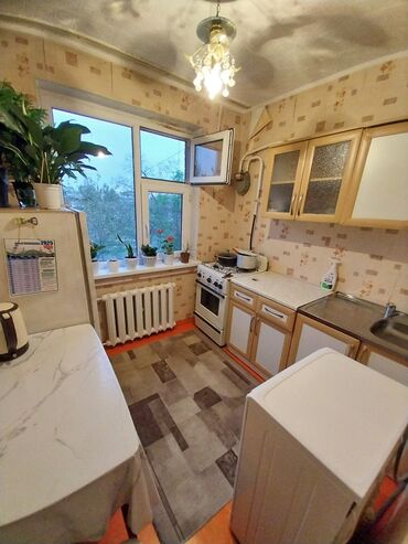 Продажа квартир: 1 комната, 32 м², 104 серия, 4 этаж, Старый ремонт