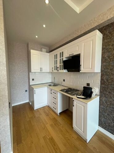 Yeni tikili: 2 otaqlı, Yeni tikili, m. Qara Qarayev, 75 kv. m — 2