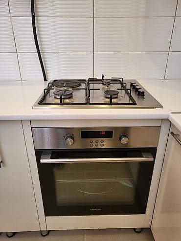 Посуточная аренда квартир: 2 комнаты, Душевая кабина, Постельное белье, Кондиционер — 11