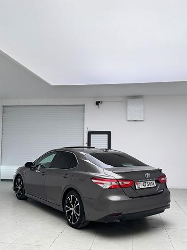 электро унаа: Toyota Camry: 2020 г., 2.5 л, Гибрид, Седан — 4