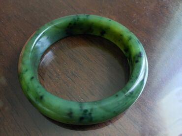 Браслеты: Браслет нефритовый at lalafo.kg — 20 Браслеты: Браслет нефритовый — 20