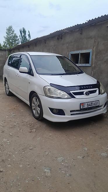 авто ярис: Toyota Ipsum: 2004 г., 2.4 л, Автомат, Бензин, Минивэн — 1
