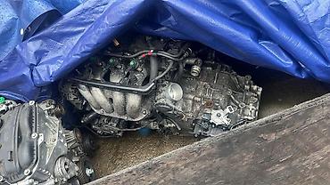 Бампер и комплектующие: Бампер Kia, Оригинал — 76