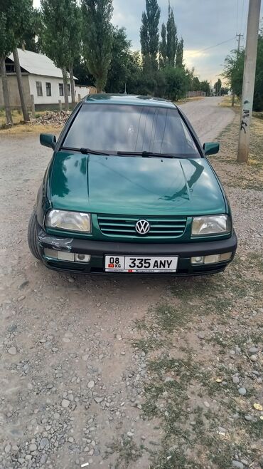 volkswagen вента: Volkswagen Vento: 1996 г., 1.8 л, Механика, Газ, Седан