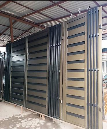 Распашные ворота: Кованые металлические изделия для экстерьера: ворота, калитки — 11